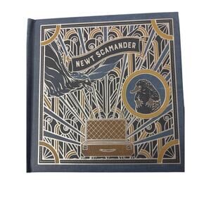 Fantastic Beasts and Where to Find Them: Newt Scamander: A Movie Scrapbook